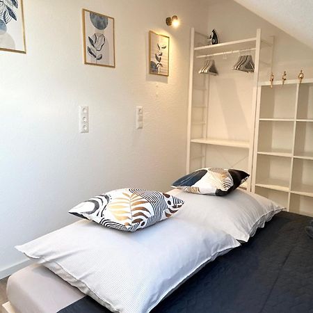 Lgh-Moderne, Ruhige Wohnung, Naehe Zum Flughafen Und Autobahn, 24H-Self-Check-In, Vollausgestattet, Disneyplus, Waschmaschine Langenhagen  Esterno foto