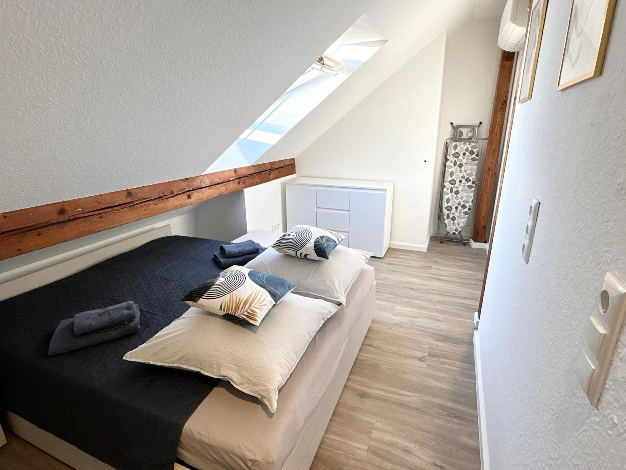 Lgh-Moderne, Ruhige Wohnung, Naehe Zum Flughafen Und Autobahn, 24H-Self-Check-In, Vollausgestattet, Disneyplus, Waschmaschine Langenhagen  Esterno foto
